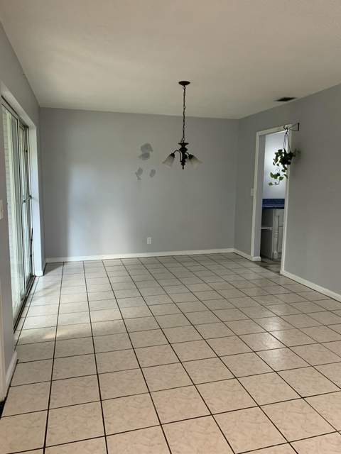 10105 S 44th Terrace, Boynton Beach FL - photo 6 of 27