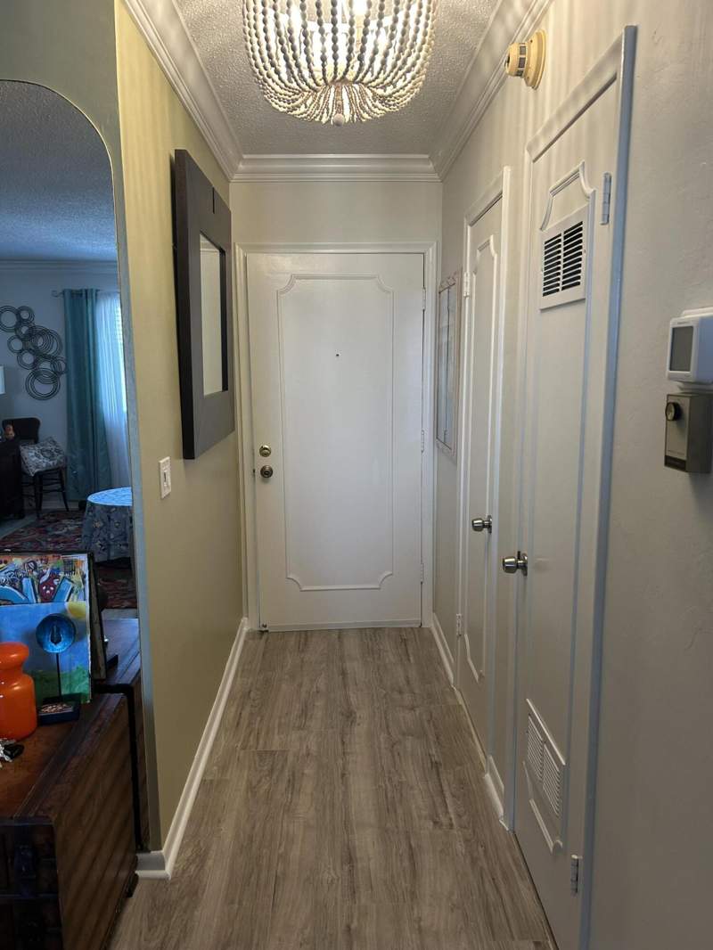 1 bedroom Stock Cooperative at 6263 NE 19th Avenue #1024, Georgian Court Apts North Co-Op, Fort Lauderdale — photo 5