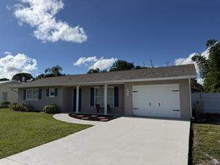 3 bedroom Single Family Residence at 583 SE Greenway Terrace, Port St Lucie Section 24, Port St. Lucie — photo 2