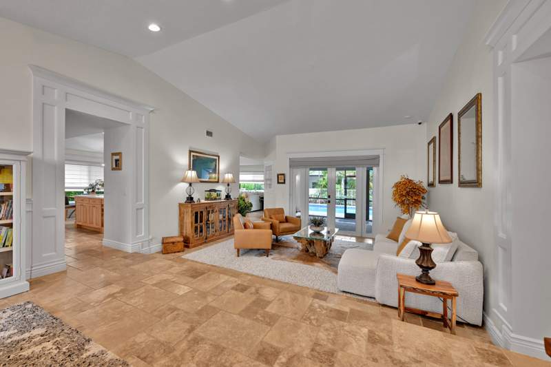 4 bedroom Single Family Residence at 2100 Oakmont Terrace, Eagle Point, Coral Springs — photo 5