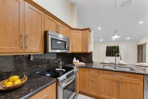 9640 NW 76th Court #9640, Tamarac FL - photo 8 of 22