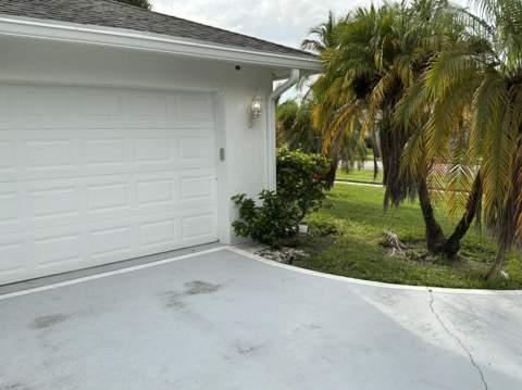 103 Brook Woode Avenue, Royal Palm Beach FL - photo 7 of 39