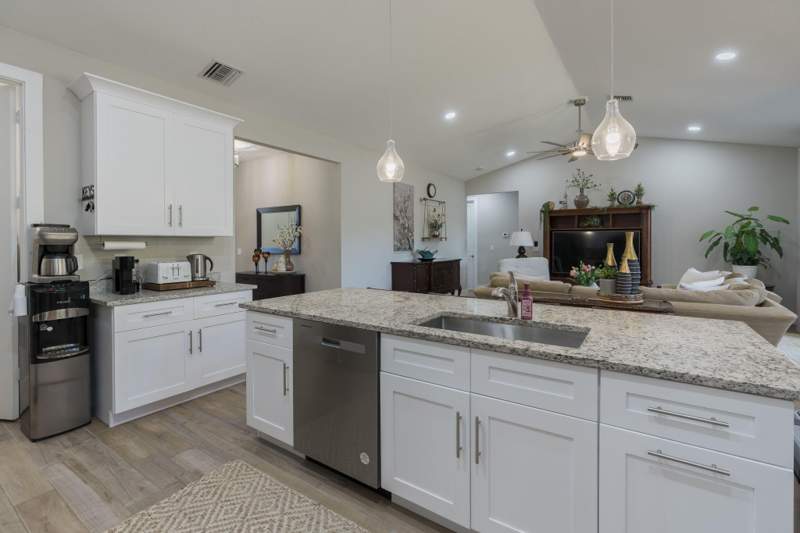 4 bedroom Single Family Residence at 4037 SW McIntosh Street, Port St Lucie Section 21, Port St. Lucie — photo 4