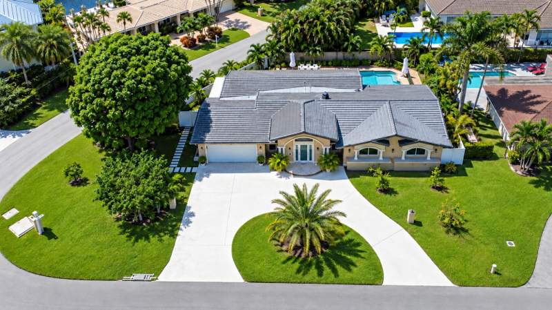 3 bedroom Single Family Residence at 3301 NE 27th Avenue, Lighthouse Point 6th Sec, Lighthouse Point — photo 3