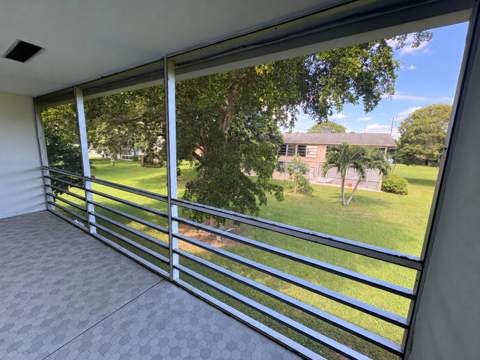 186 Upminster I #186, Deerfield Beach FL - photo 24 of 41