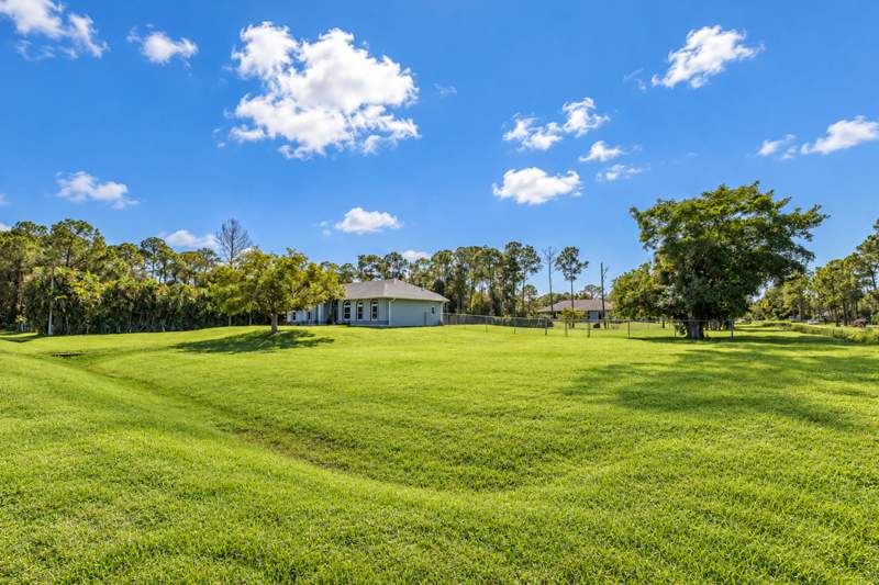 4 bedroom Single Family Residence at 17226 79th Court, The Acreage, The Acreage — photo 4