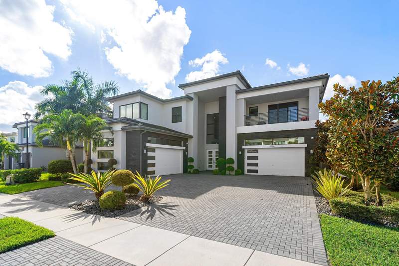 5 bedroom Single Family Residence at 9586 Vescovato Way, Hyder Agr Pud South Plat Five, Boca Raton — photo 2