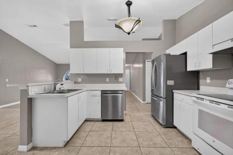 254 SW Starfish Avenue, Port St. Lucie FL - photo 12 of 30