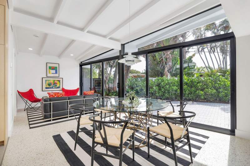 4 bedroom Single Family Residence at 7512 W Lake Drive, Lake Clarke Estates, West Palm Beach — photo 5