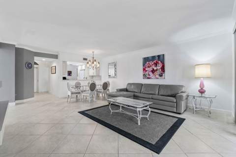 10076 Cedar Point Boulevard #402, Boynton Beach FL - photo 13 of 37