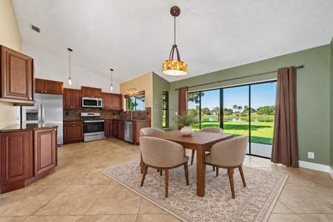 5527 Adair Way, Lake Worth FL - photo 20 of 76