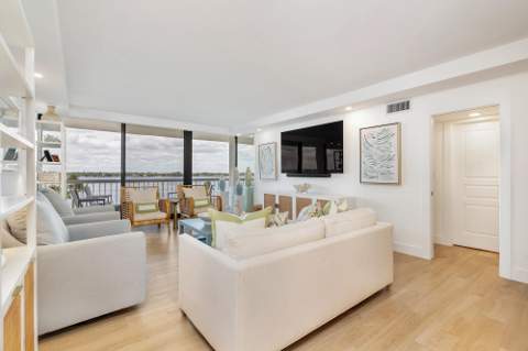 3300 S Ocean Boulevard #407N, Palm Beach FL - photo 8 of 40