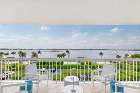 3300 S Ocean Boulevard #407N, Palm Beach FL - photo 9 of 40