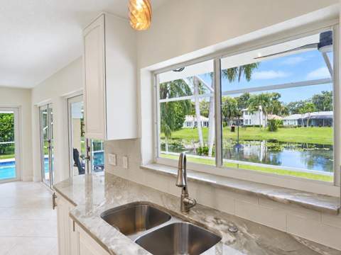 3516 Pine Haven Circle, Boca Raton FL - photo 20 of 52
