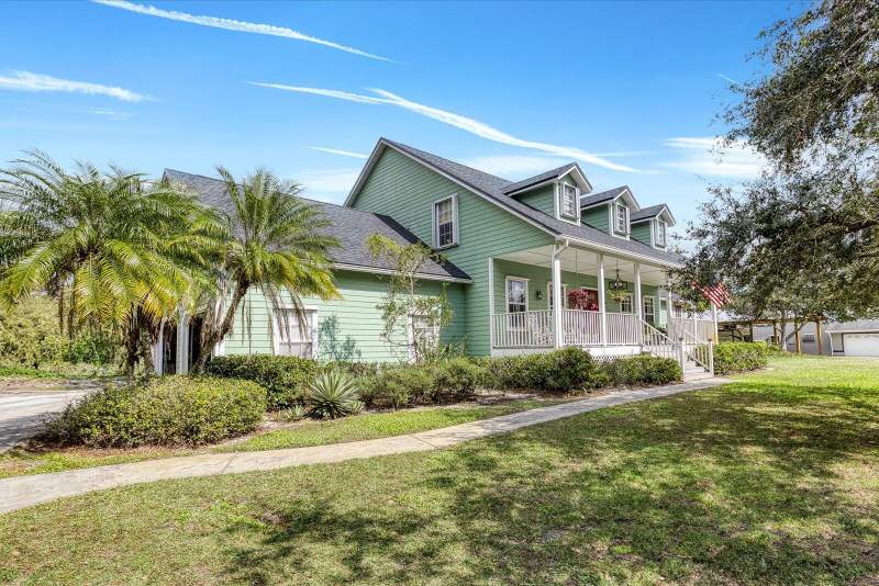5 bedroom Single Family Residence at 10612 Pine Cone Lane, Pine Hollow Unit One, Fort Pierce — photo 4