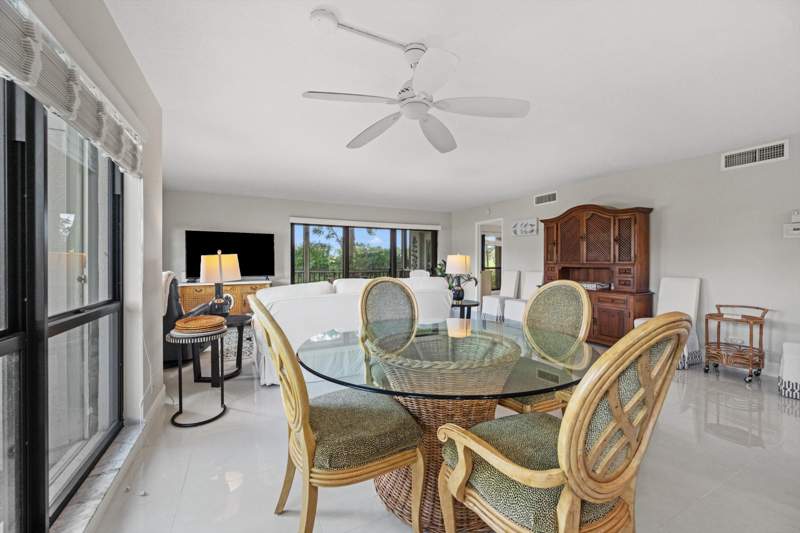 2 bedroom Condominium at 460 Brackenwood Lane, Golf Villas Condo, Palm Beach Gardens — photo 3