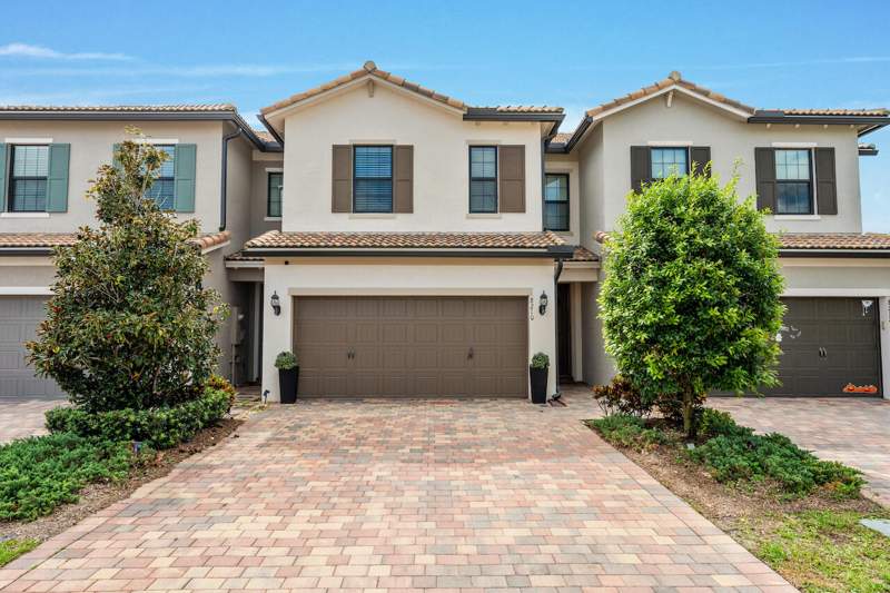 3 bedroom Townhouse at 8210 Tailshot Court, Fields At Gulfstream Polo, Lake Worth — photo 2