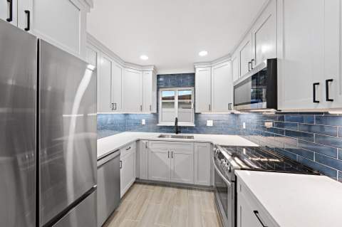 5521 Parker Avenue, West Palm Beach FL - photo 12 of 38