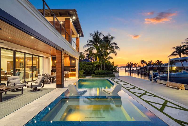 6 bedroom Single Family Residence at 1060 Fairview Lane, Palm Beach Isles, West Palm Beach — photo 3