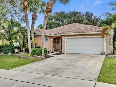6214 Sand Hills Circle, Lake Worth FL - photo 6 of 57