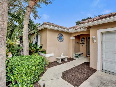 6214 Sand Hills Circle, Lake Worth FL - photo 7 of 57