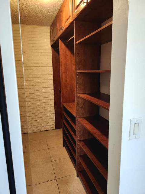 1283 SW 46th Avenue, Pompano Beach FL - photo 9 of 20
