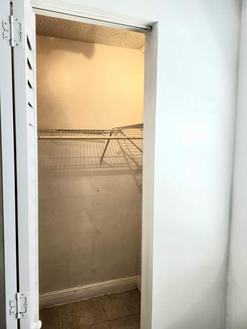 1283 SW 46th Avenue, Pompano Beach FL - photo 15 of 20