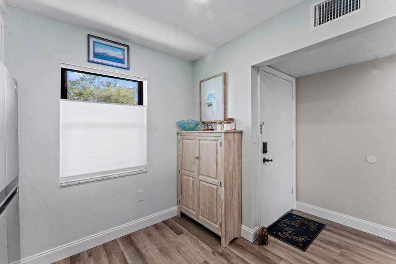 2 bedroom Condominium at 1950 SW Palm City Road #4-102, Circle Bay Yacht Club Condo, Stuart — photo 4