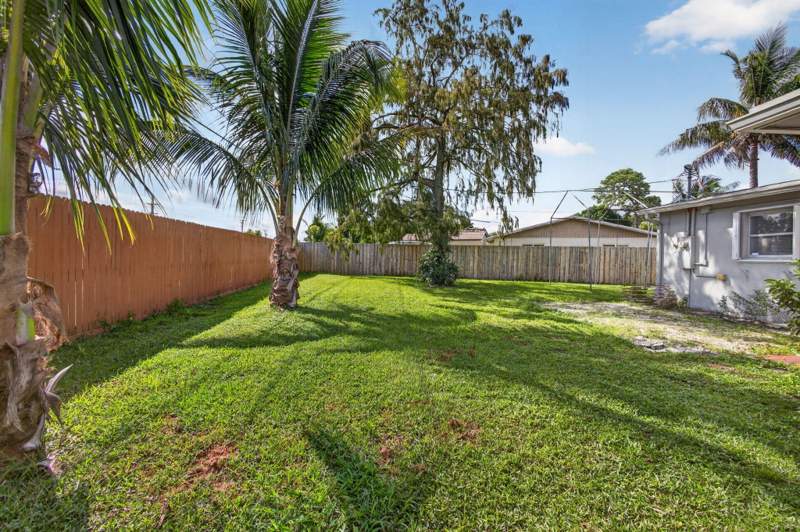 3 bedroom Single Family Residence at 446 E Shadyside Circle, Shadyside, West Palm Beach — photo 4