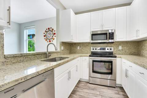 4106 Greenway Drive, Jupiter FL - photo 6 of 20