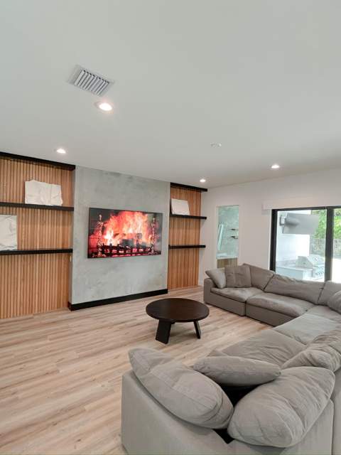 8227 Oceanus Drive, Boca Raton FL - photo 13 of 55