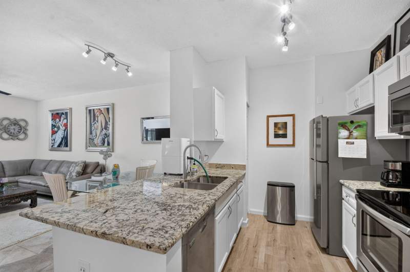 1 bedroom Condominium at 720 S Sapodilla Avenue #101, Courtyards In Cityplace Condo, West Palm Beach — photo 2