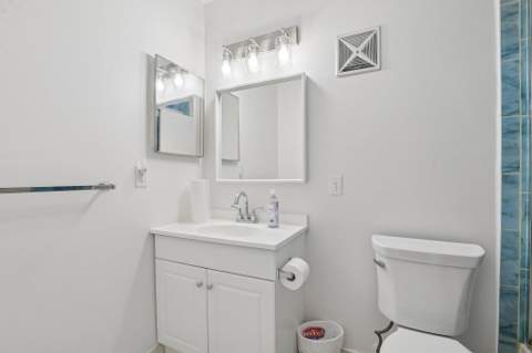 8400 Lagos De Campo Boulevard #303, Tamarac FL - photo 15 of 23