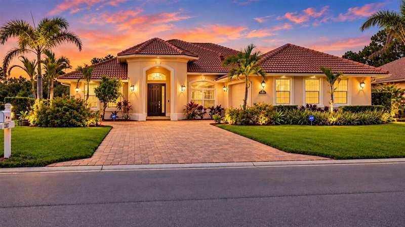 3 bedroom Single Family Residence at 2801 Bent Pine Drive, Monte Carlo Country Club Unit 2, Fort Pierce — photo 1