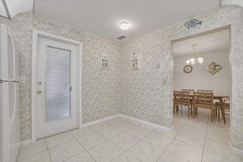 500 S Luna Court #4, Hollywood FL - photo 12 of 23