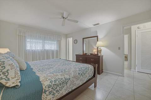500 S Luna Court #4, Hollywood FL - photo 15 of 23