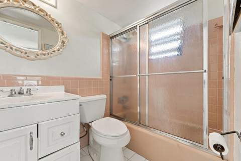 1511 SE 15th Court #306, Deerfield Beach FL - photo 17 of 25