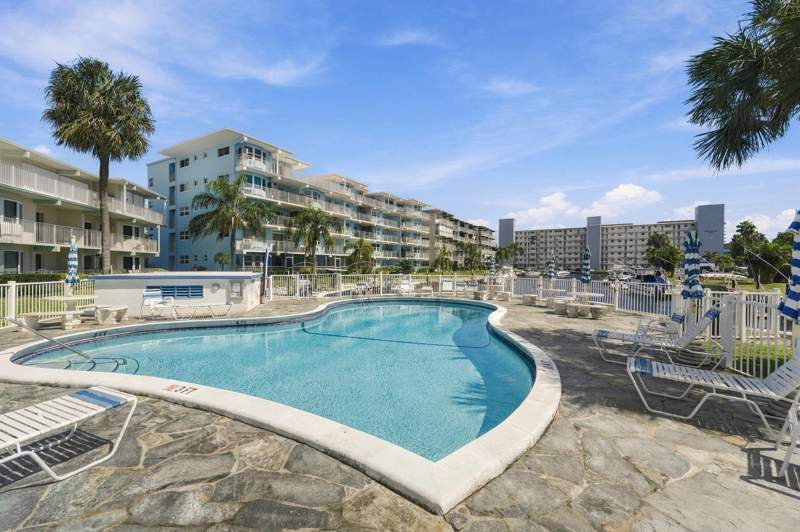 2 bedroom Condominium at 1511 SE 15th Court #306, Pennsylvania Condominium, Deerfield Beach — photo 2