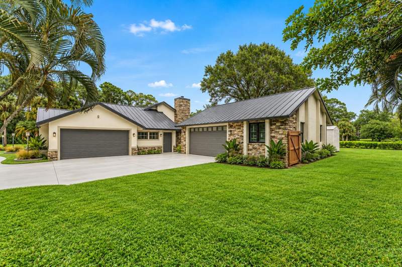 6 bedroom Single Family Residence at 14757 Horseshoe Trace, Paddock Park 1 Of Wellington, Wellington — photo 4