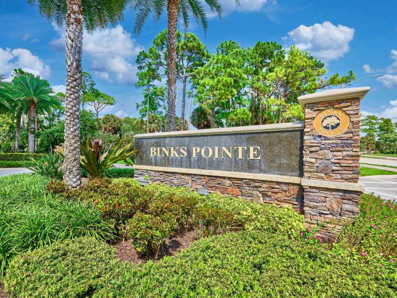 3 bedroom Townhouse at 141 Sword Fern Place, Binks Pointe, Wellington — photo 1