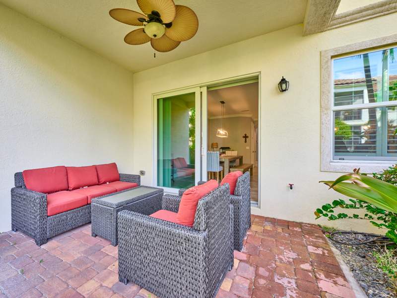 3 bedroom Townhouse at 141 Sword Fern Place, Binks Pointe, Wellington — photo 5