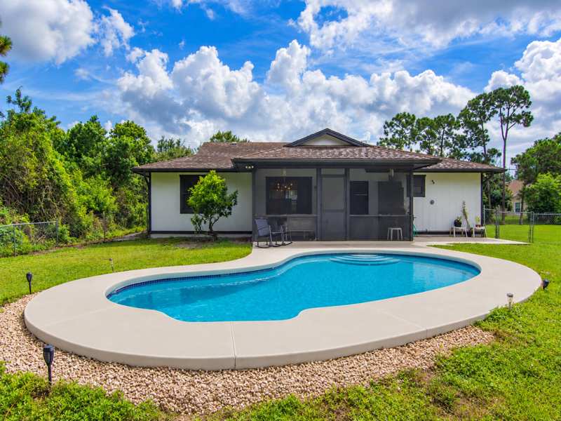 3 bedroom Single Family Residence at 5717 Birch Drive, Indian River Estates Unit 8, Fort Pierce — photo 1