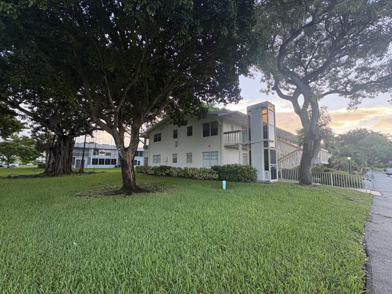1 bedroom Condominium at 29 Richmond D Crescent, Richmond D Condo, Deerfield Beach — photo 5