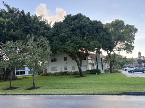29 Richmond D Crescent, Deerfield Beach FL - photo 6 of 26