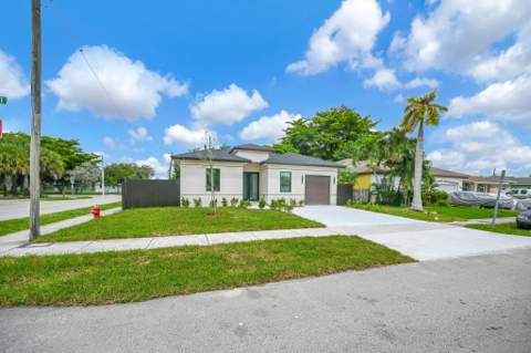 2791 NW 11th Court, Fort Lauderdale FL - photo 6 of 67