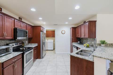 2 S Granada Lane, Port St. Lucie FL - photo 9 of 46