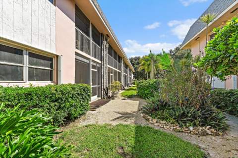 18081 SE Country Club Drive #19-188, Jupiter FL - photo 6 of 37