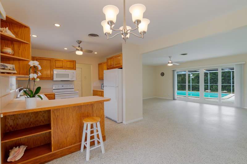 2 bedroom Single Family Residence at 1166 SW 4th Street, Boca Raton Square Unit 3, Boca Raton — photo 3