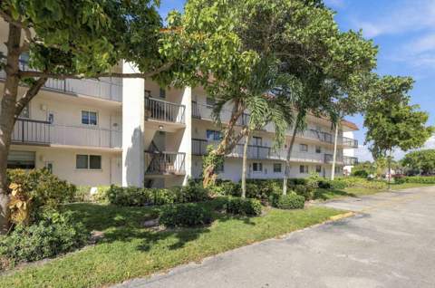 7400 NW 17th Street #202, Plantation FL - photo 22 of 29