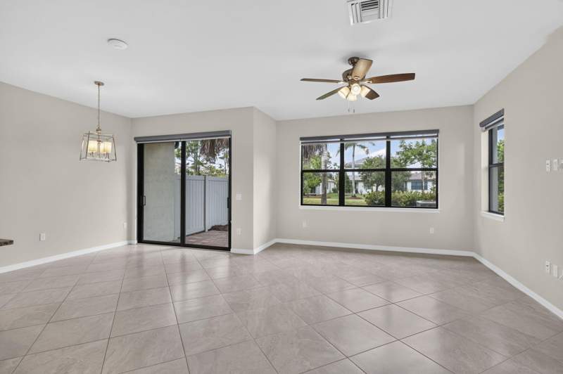 3 bedroom Townhouse at 8347 Cadre Noir Road, Fields At Gulfstream Polo, Lake Worth — photo 5